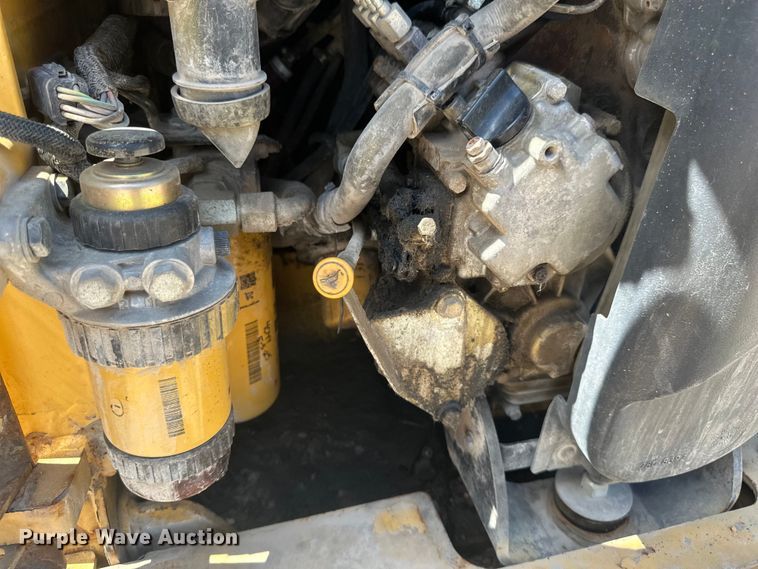 image for item EB2910 2012 Caterpillar 226B3 skid steer loader