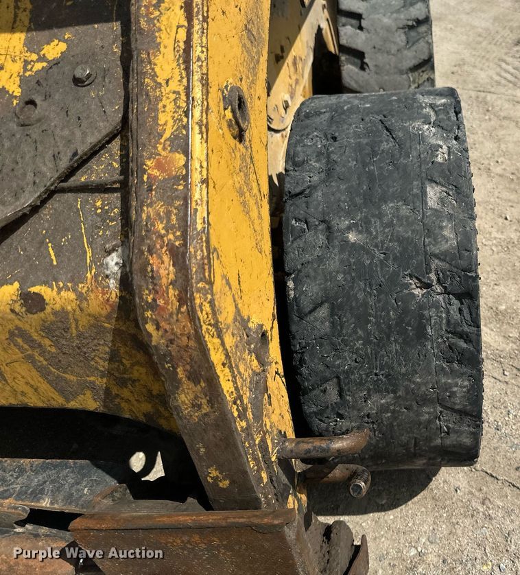 image for item EB2910 2012 Caterpillar 226B3 skid steer loader