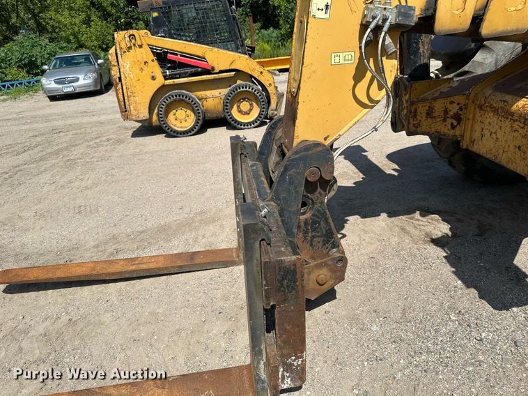 image for item EB2912 2005 Caterpillar TH580B telehandler