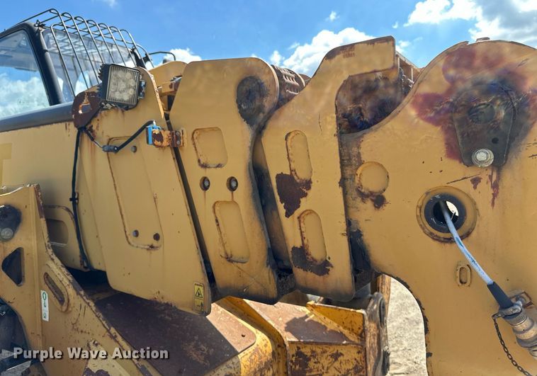 image for item EB2912 2005 Caterpillar TH580B telehandler