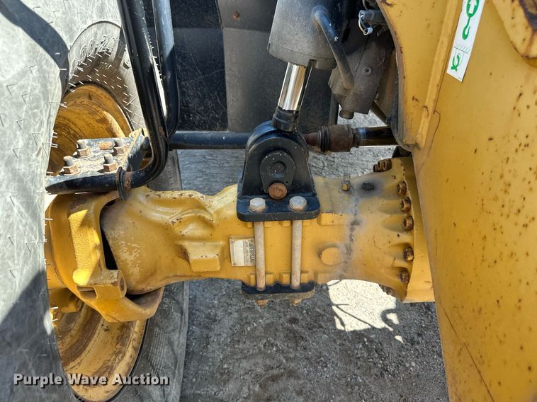 image for item EB2912 2005 Caterpillar TH580B telehandler