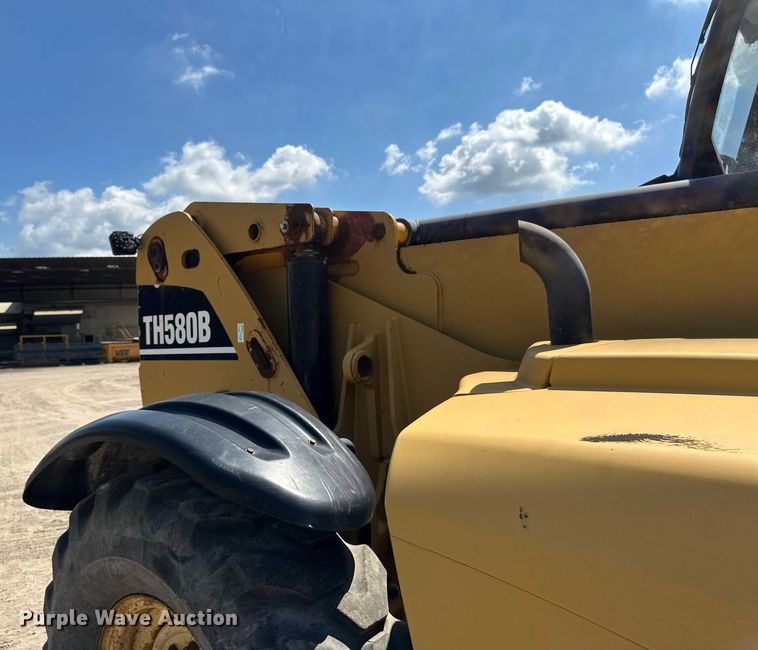 image for item EB2912 2005 Caterpillar TH580B telehandler