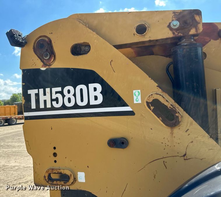 image for item EB2912 2005 Caterpillar TH580B telehandler