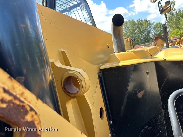 image for item EB2912 2005 Caterpillar TH580B telehandler