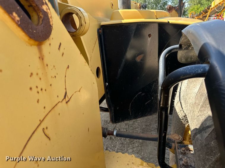 image for item EB2912 2005 Caterpillar TH580B telehandler