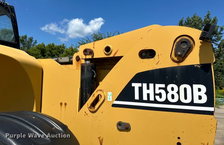 image for item EB2912 2005 Caterpillar TH580B telehandler