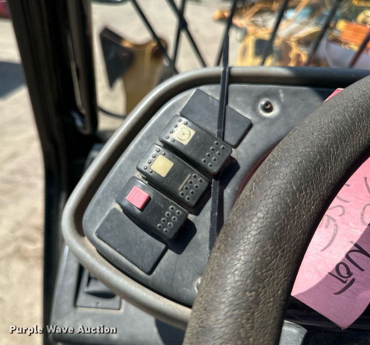 image for item EB2912 2005 Caterpillar TH580B telehandler