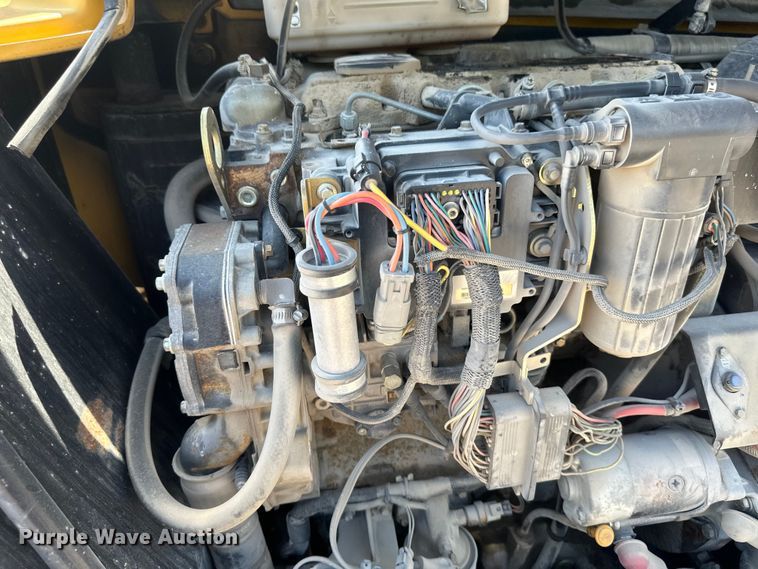 image for item EB2912 2005 Caterpillar TH580B telehandler