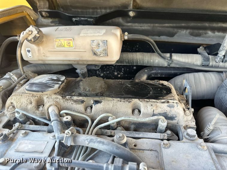 image for item EB2912 2005 Caterpillar TH580B telehandler