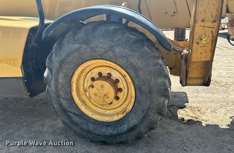 image for item EB2912 2005 Caterpillar TH580B telehandler