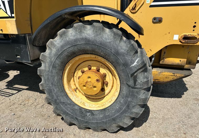 image for item EB2912 2005 Caterpillar TH580B telehandler