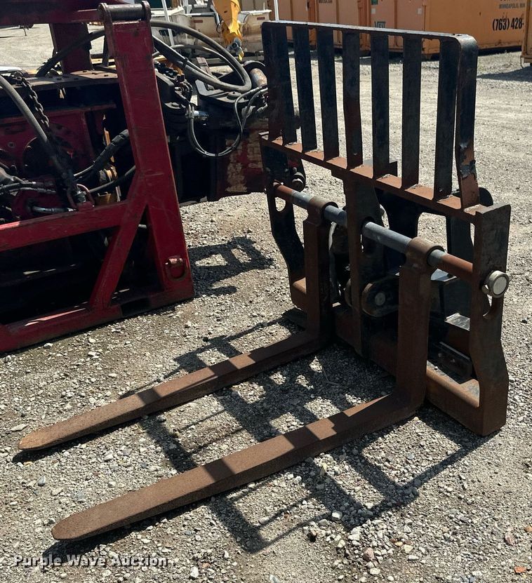 image for item EB2912 2005 Caterpillar TH580B telehandler