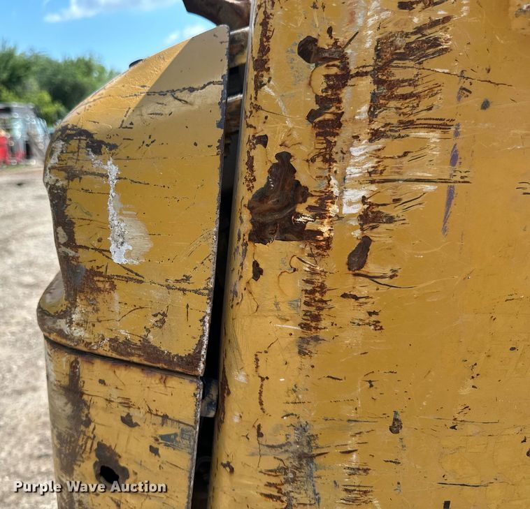 image for item EB2913 2012 Caterpillar 226B3 skid steer loader