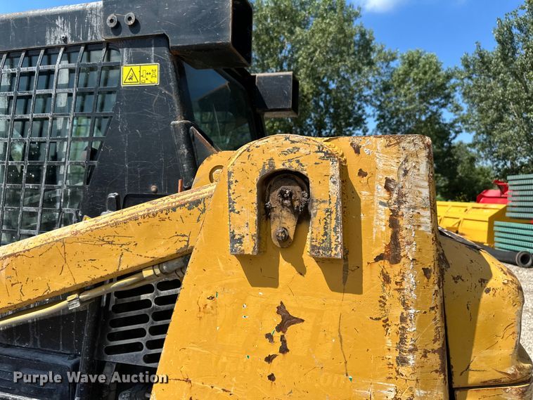 image for item EB2913 2012 Caterpillar 226B3 skid steer loader