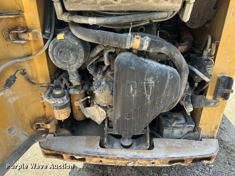 image for item EB2913 2012 Caterpillar 226B3 skid steer loader