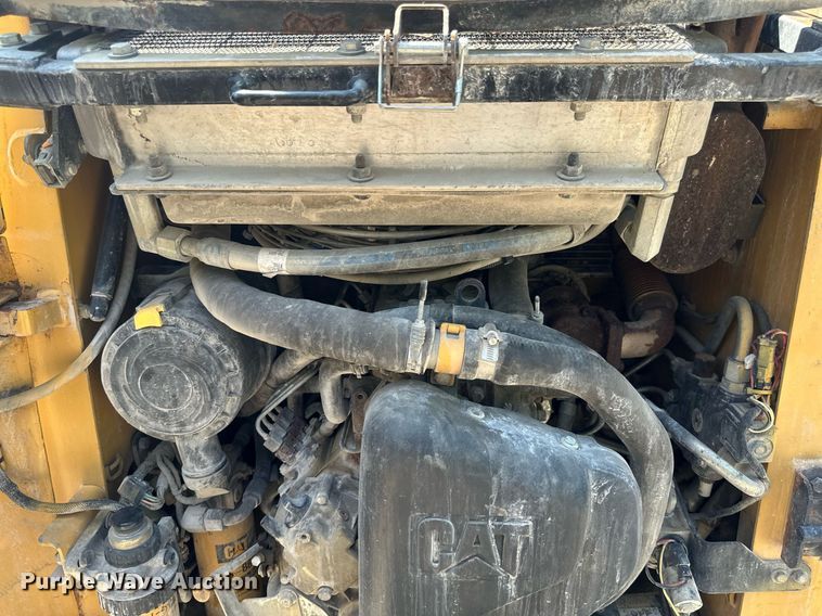 image for item EB2913 2012 Caterpillar 226B3 skid steer loader