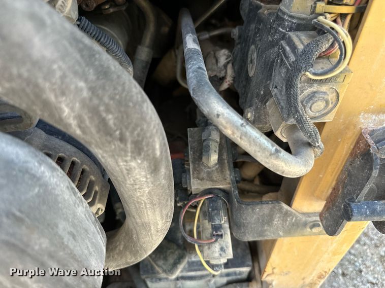 image for item EB2913 2012 Caterpillar 226B3 skid steer loader