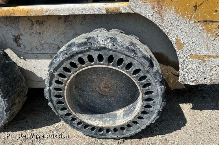 image for item EB2913 2012 Caterpillar 226B3 skid steer loader