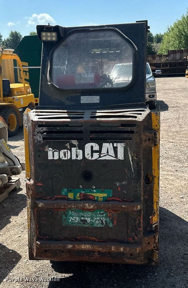 image for item EB2916 2007 Bobcat 463 skid steer loader