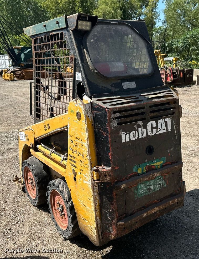 image for item EB2916 2007 Bobcat 463 skid steer loader