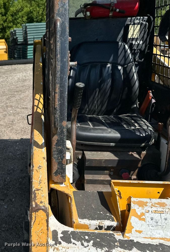 image for item EB2916 2007 Bobcat 463 skid steer loader