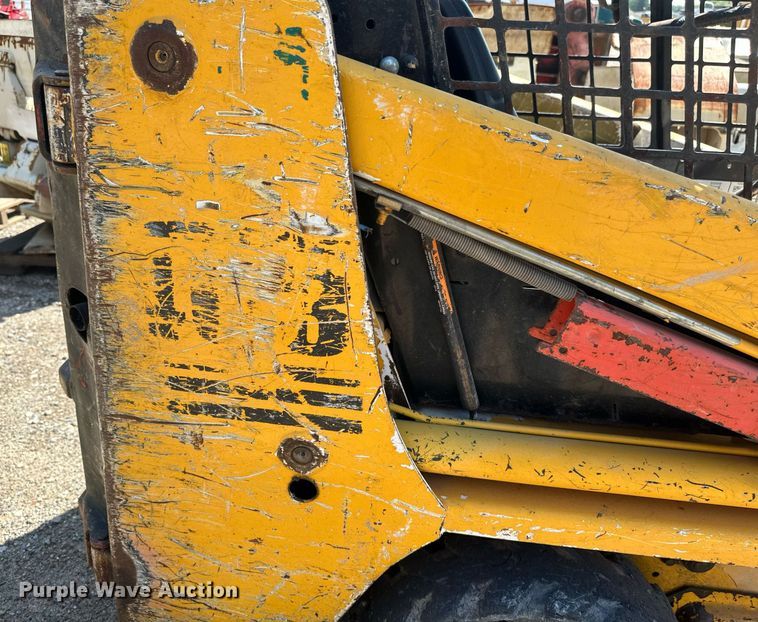 image for item EB2916 2007 Bobcat 463 skid steer loader