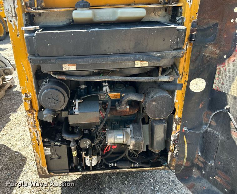 image for item EB2916 2007 Bobcat 463 skid steer loader