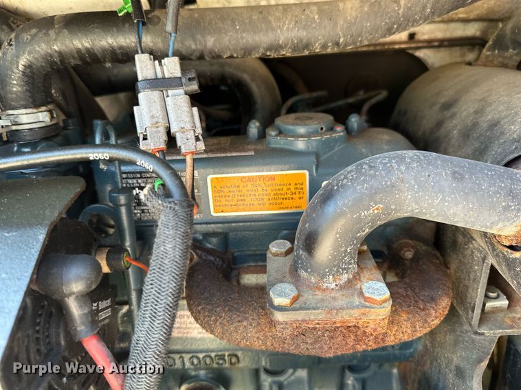 image for item EB2916 2007 Bobcat 463 skid steer loader