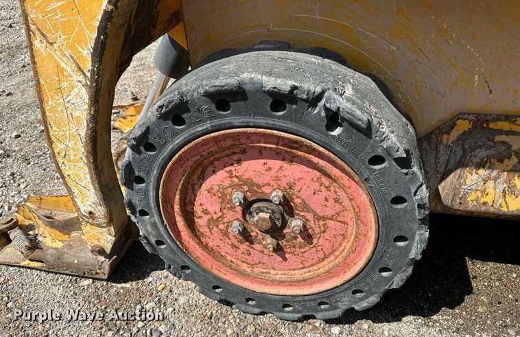 image for item EB2916 2007 Bobcat 463 skid steer loader