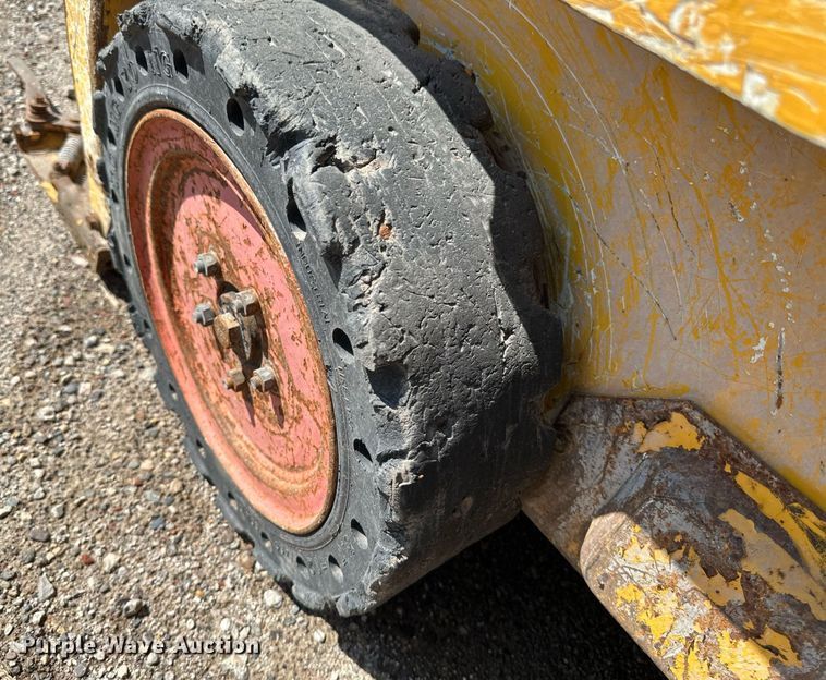 image for item EB2916 2007 Bobcat 463 skid steer loader