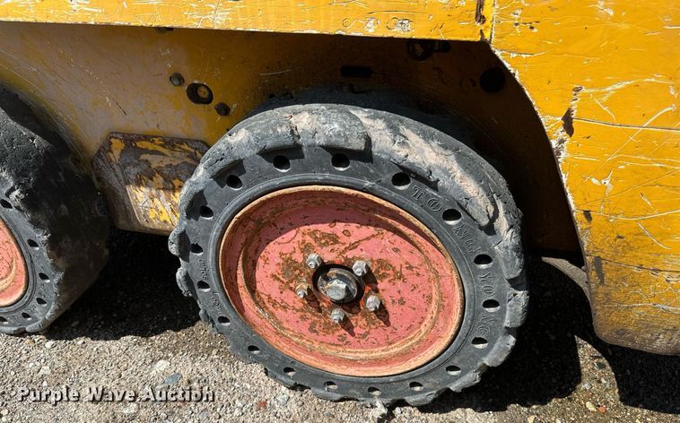 image for item EB2916 2007 Bobcat 463 skid steer loader