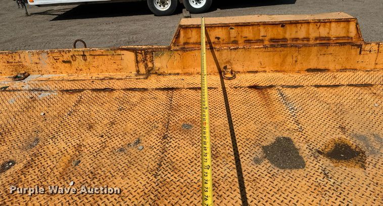 image for item EB2917 1994 Felling FT-12 equipment trailer