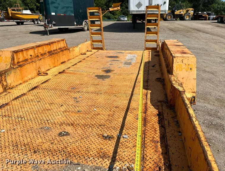 image for item EB2917 1994 Felling FT-12 equipment trailer