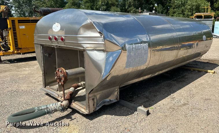 image for item EB2920 0 Water tank bed