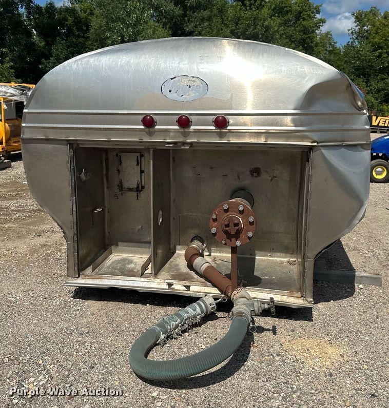 image for item EB2920 0 Water tank bed