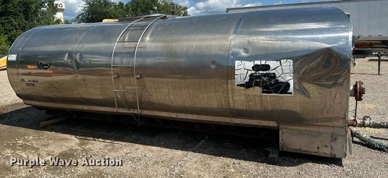 image for item EB2920 0 Water tank bed