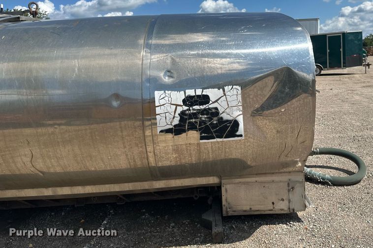 image for item EB2920 0 Water tank bed