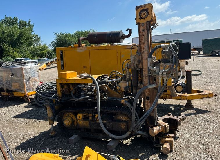 image for item EB2922 Klemm MR701 drilling machine