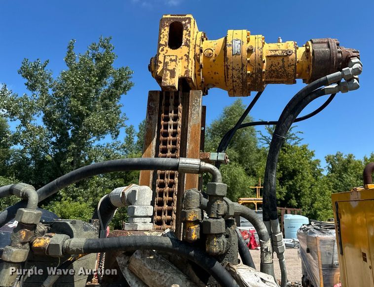 image for item EB2922 Klemm MR701 drilling machine