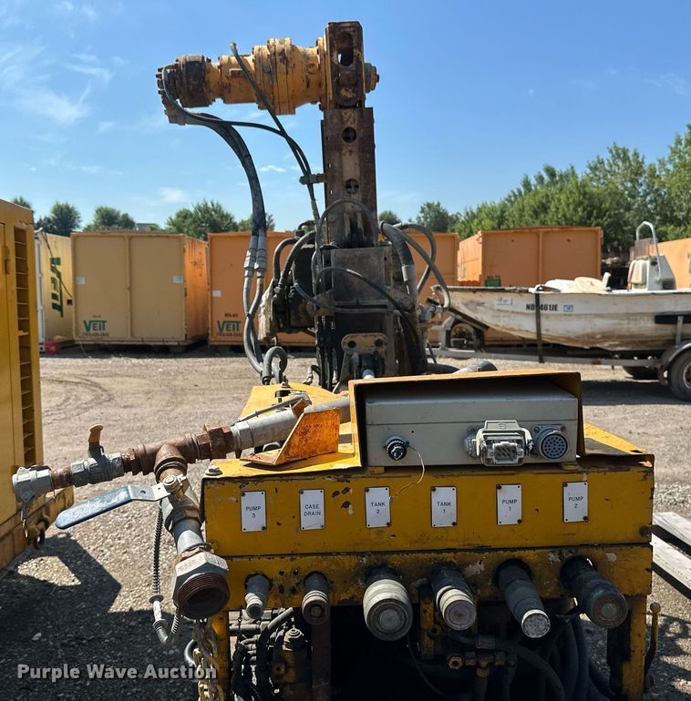 image for item EB2922 Klemm MR701 drilling machine