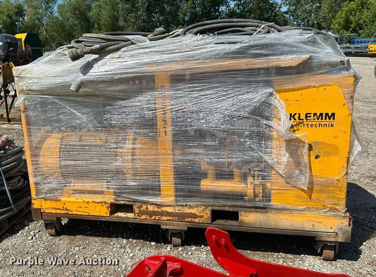 image for item EB2922 Klemm MR701 drilling machine