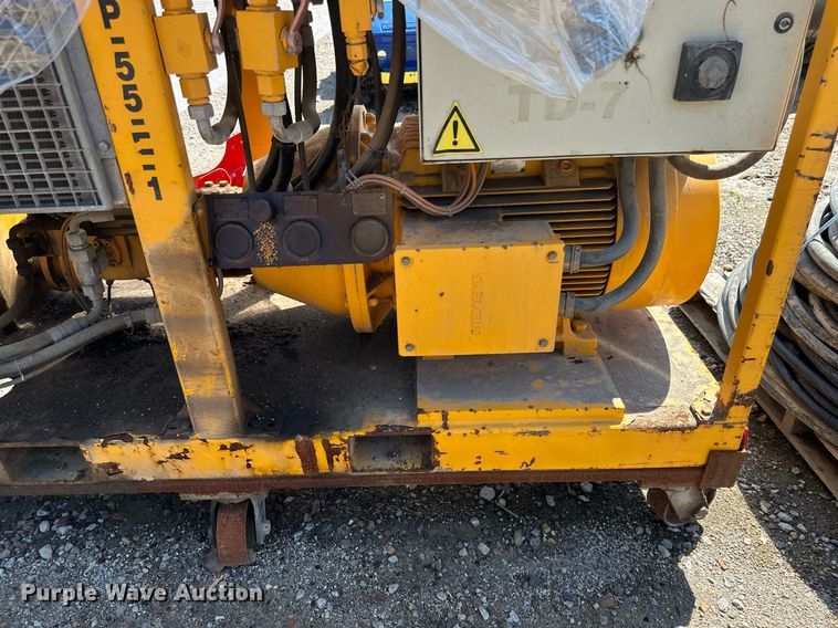 image for item EB2922 Klemm MR701 drilling machine