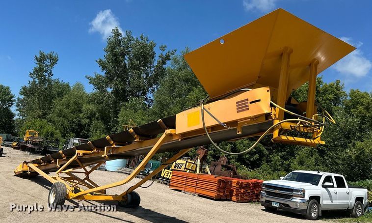 image for item EB2924 Power screen  M 70  conveyor