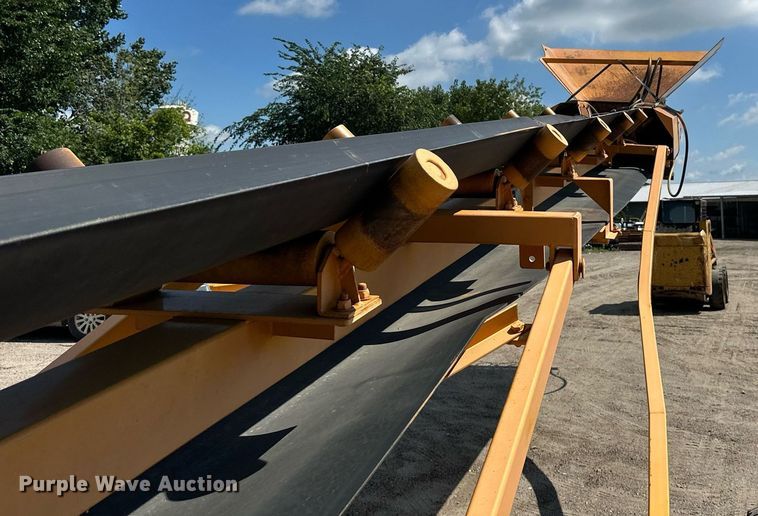 image for item EB2924 Power screen  M 70  conveyor