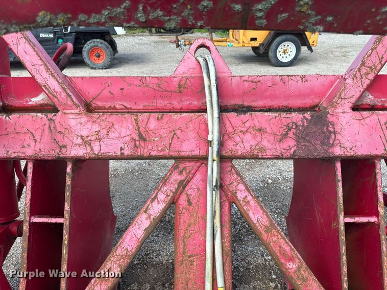 image for item EB2929 Wheel loader grapple