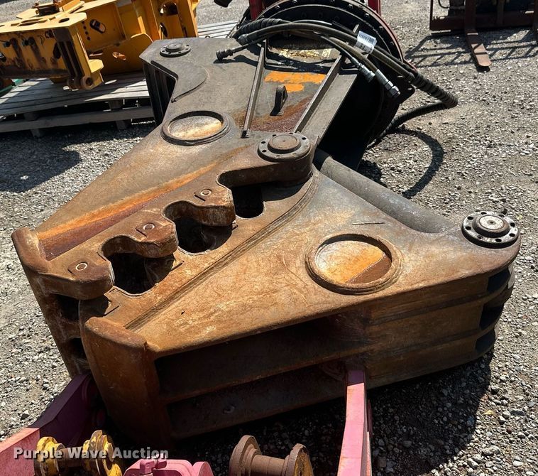 image for item EB2931 Caterpillar P28 pulverizer