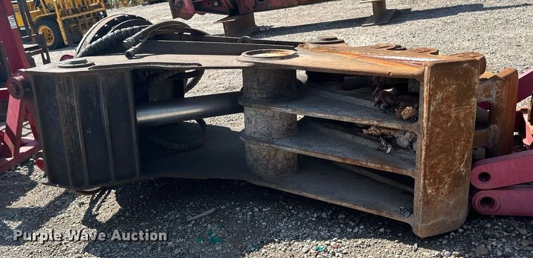 image for item EB2931 Caterpillar P28 pulverizer