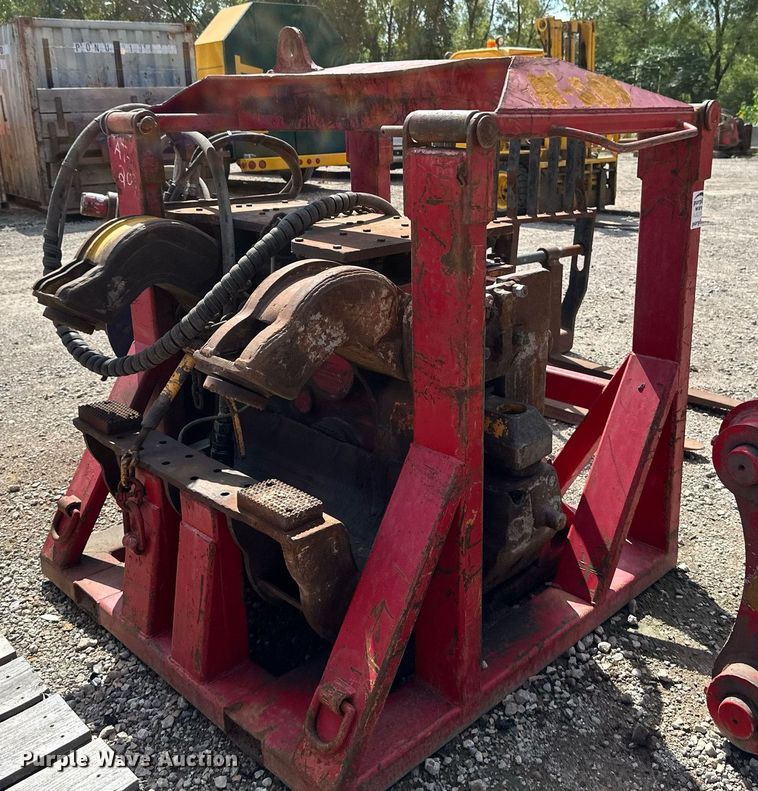 image for item EB2932 Movax SP100 vibrator pile driver