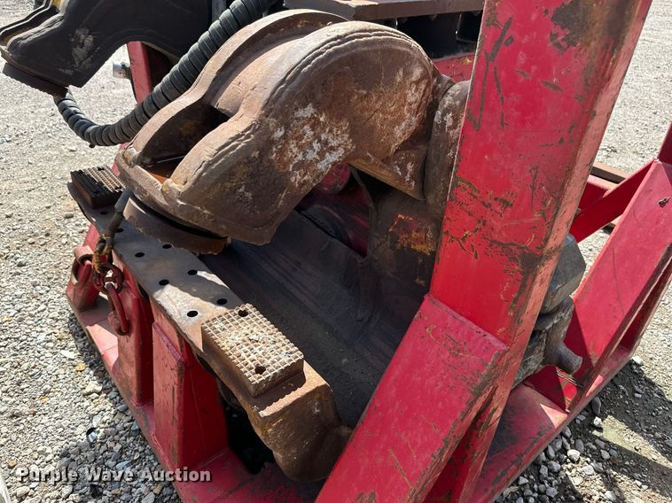 image for item EB2932 Movax SP100 vibrator pile driver