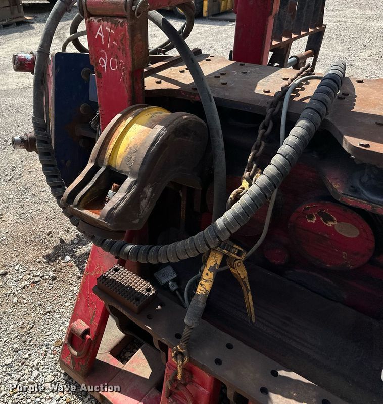 image for item EB2932 Movax SP100 vibrator pile driver